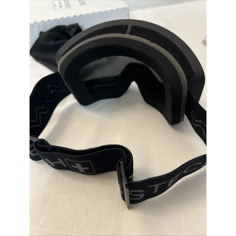 Snow Goggles Black Swiss Tech Performance Gear Dual‎ Lenses Anti-Fog Coating